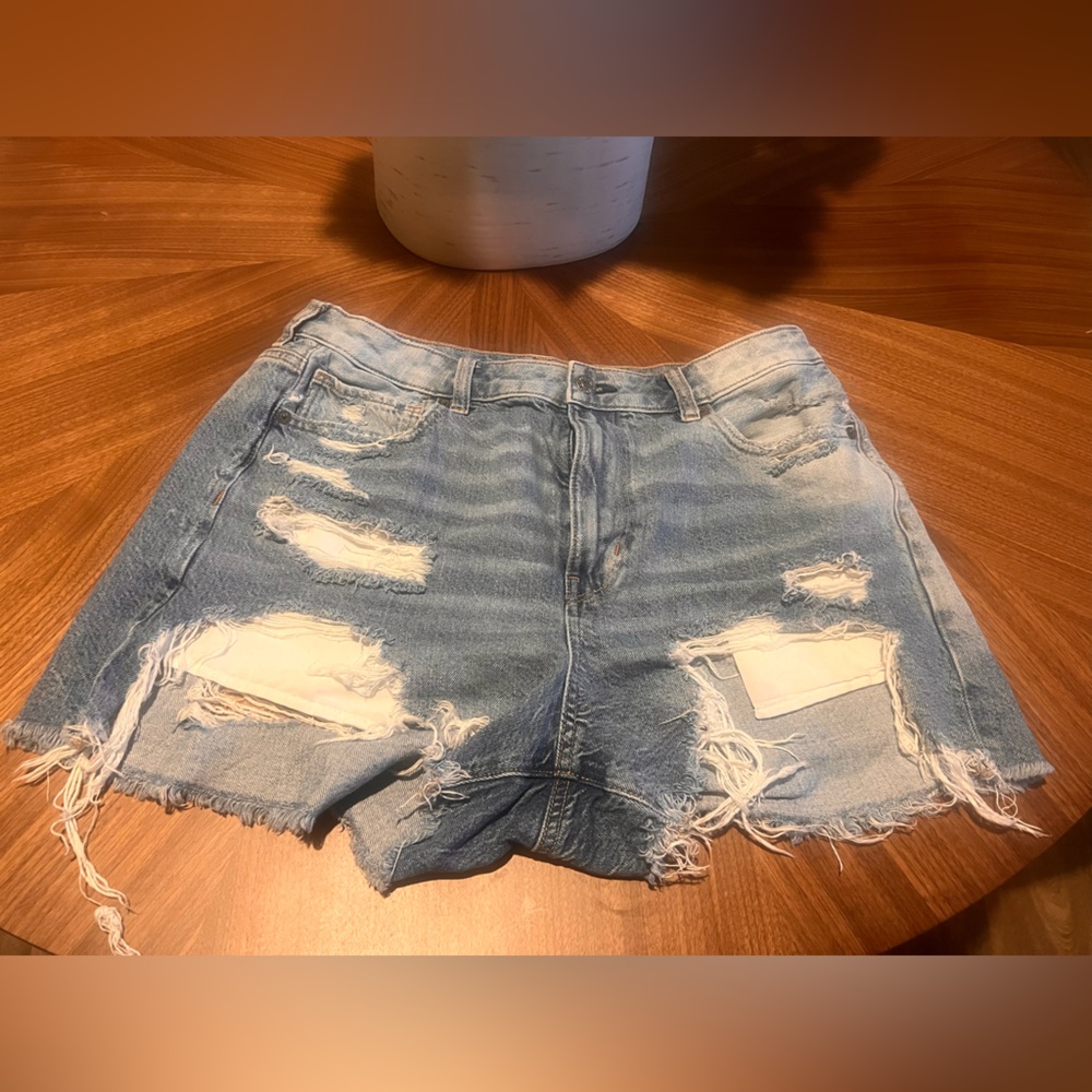 AE Shorts